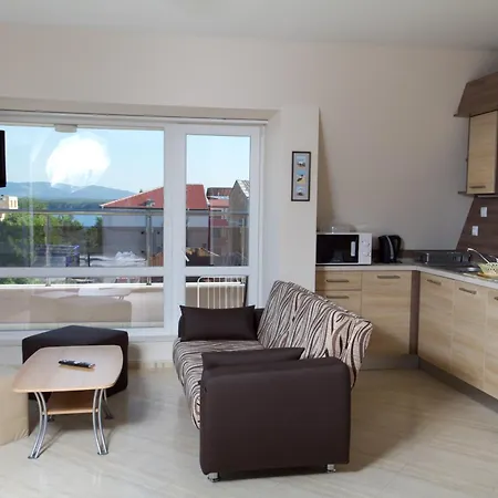 Dobi Gæstehus 3*