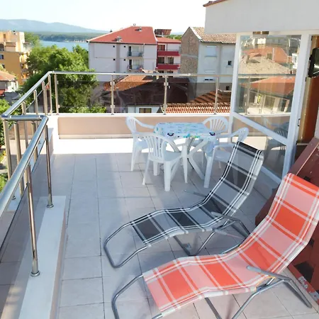 招待所 多比旅馆