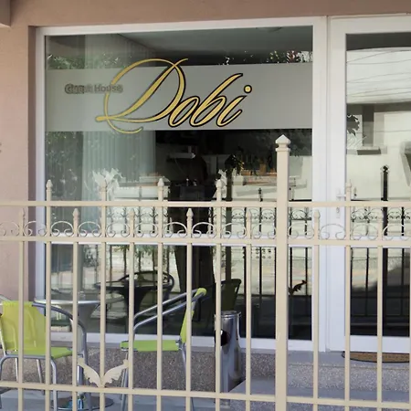 招待所 多比旅馆 3*